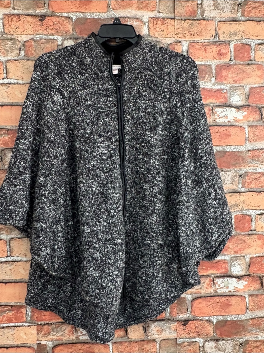 JM Collection Black Gray WOOL Blend Marled Knit Zip Front Poncho Cape L/XL